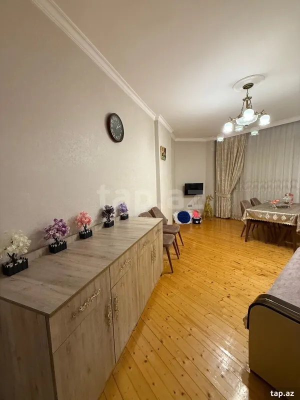 Satılır 2 otaqlı yeni tikili 75 m²