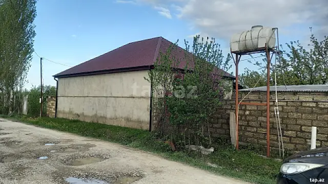 Satılır 4 otaqlı həyət evi — Xaçmaz 4 otaq