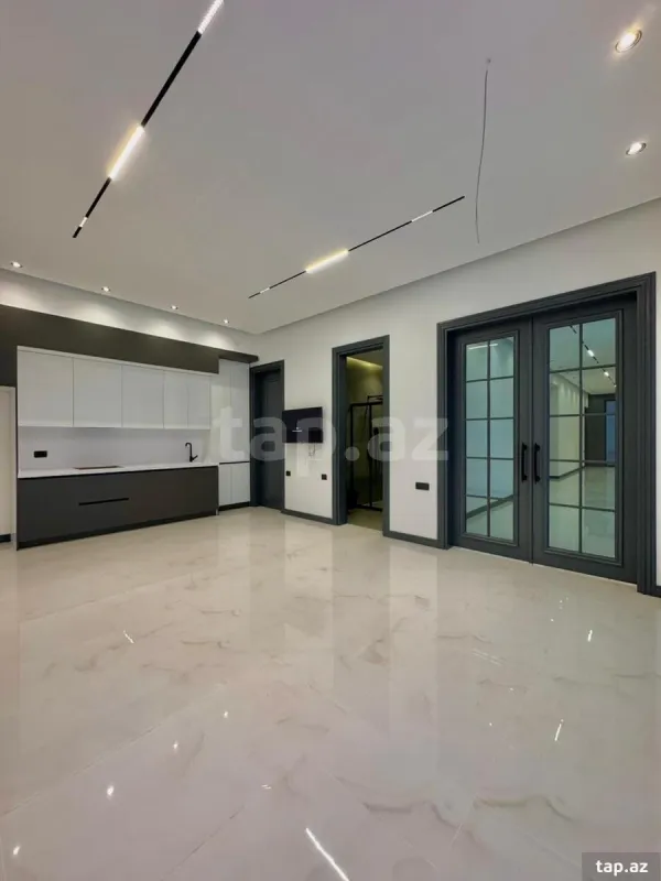 Satılır 5 otaqlı həyət evi