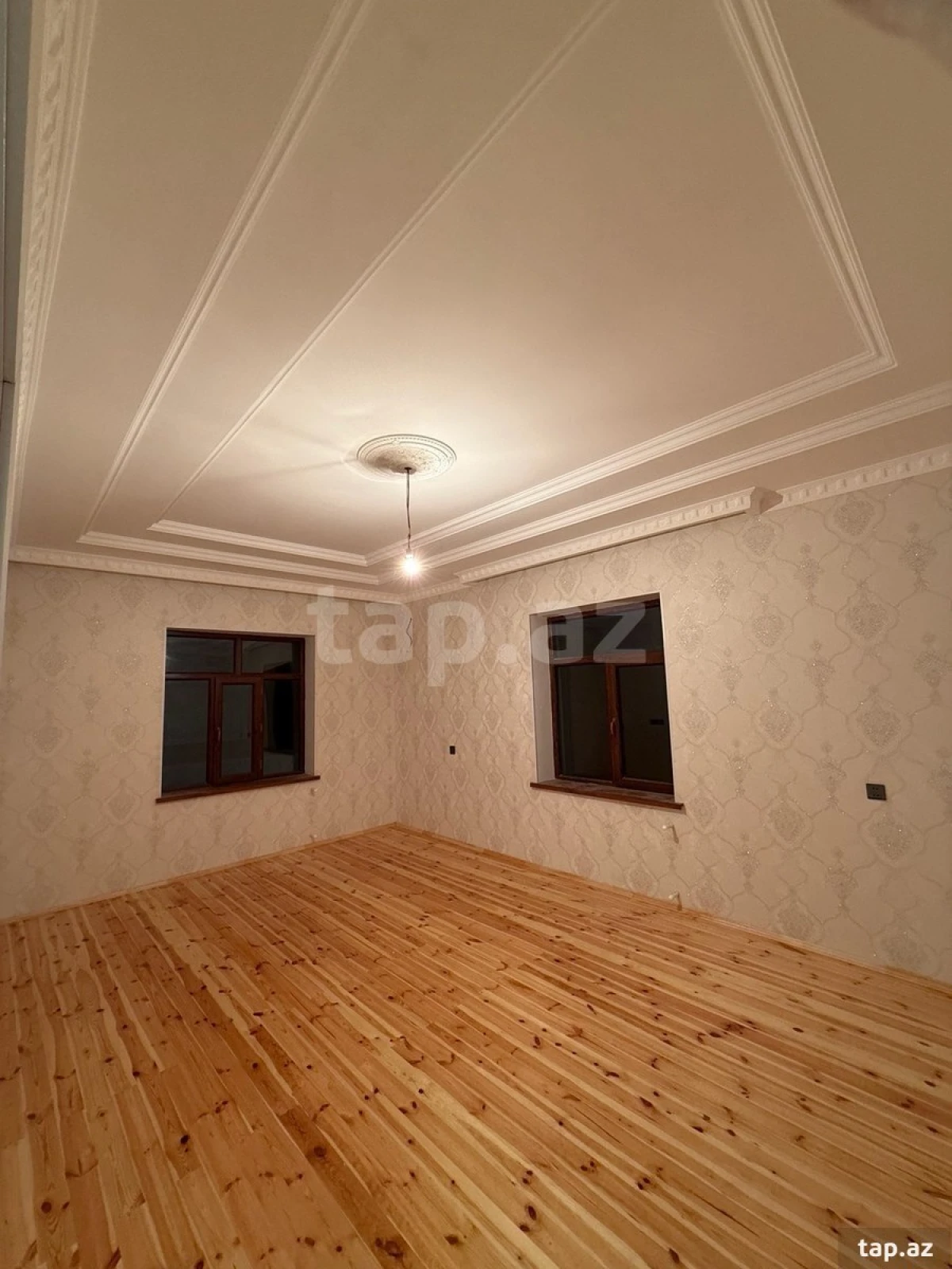 Satılır 4 otaqlı həyət evi