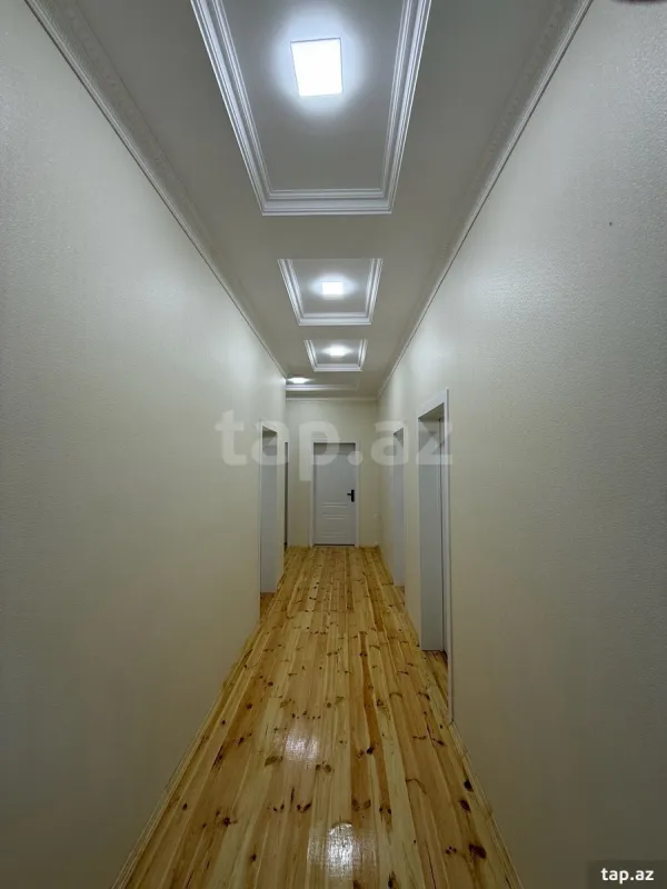 Satılır 4 otaqlı həyət evi