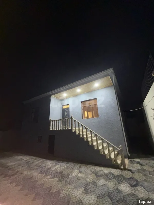 Satılır 4 otaqlı həyət evi