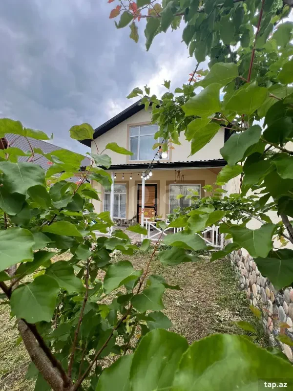 Kirayə verilir 2 otaqlı həyət evi 120 m²