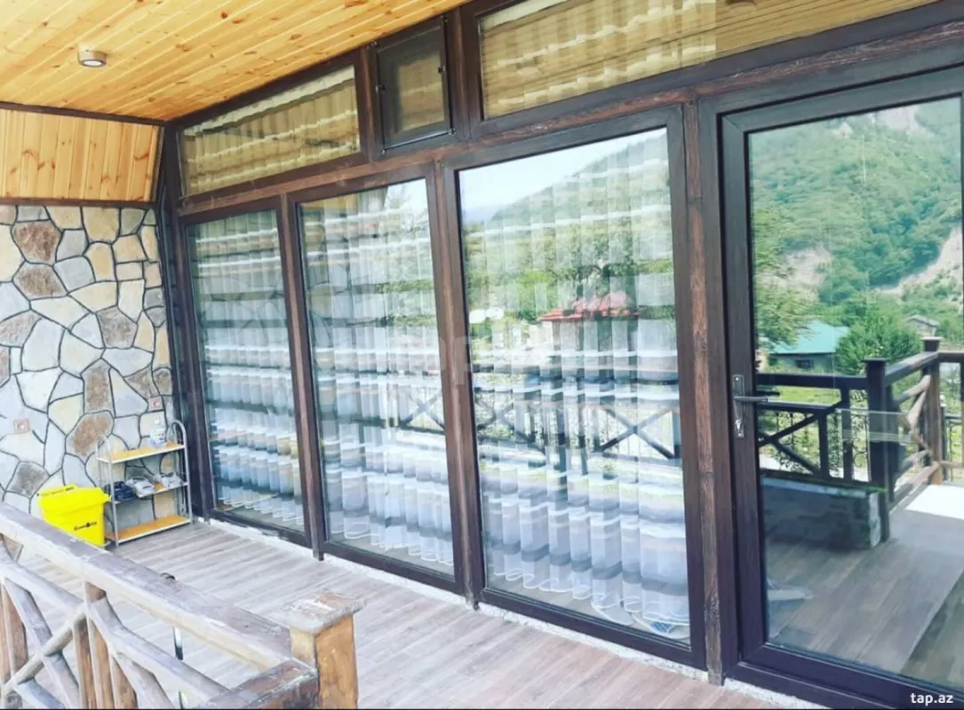 Kirayə verilir 2 otaqlı həyət evi 150 m²