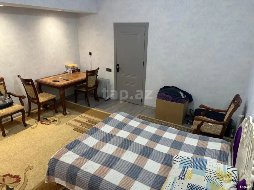 Satılır 4 otaqlı həyət evi 130 m²