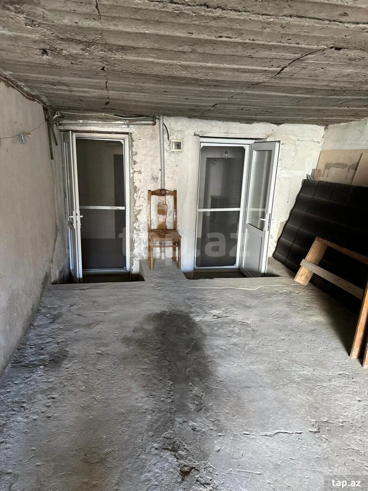 Satılır 4 otaqlı həyət evi 130 m²