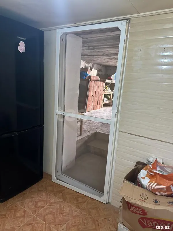 Satılır 4 otaqlı həyət evi 130 m²