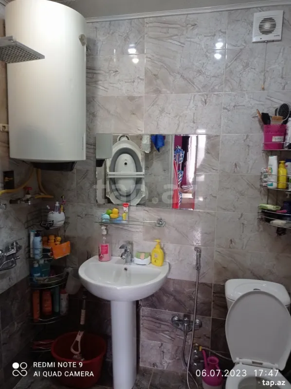 Satılır 4 otaqlı mənzil 90 m²