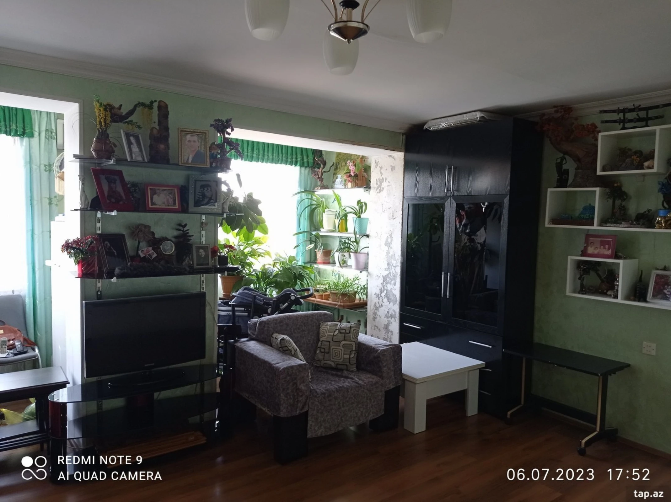 Satılır 4 otaqlı mənzil 90 m²