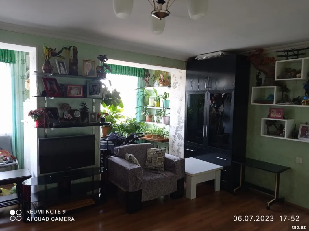 Satılır 4 otaqlı mənzil 90 m²