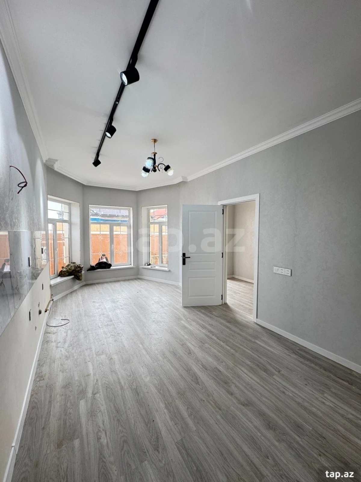 Satılır 3 otaqlı həyət evi