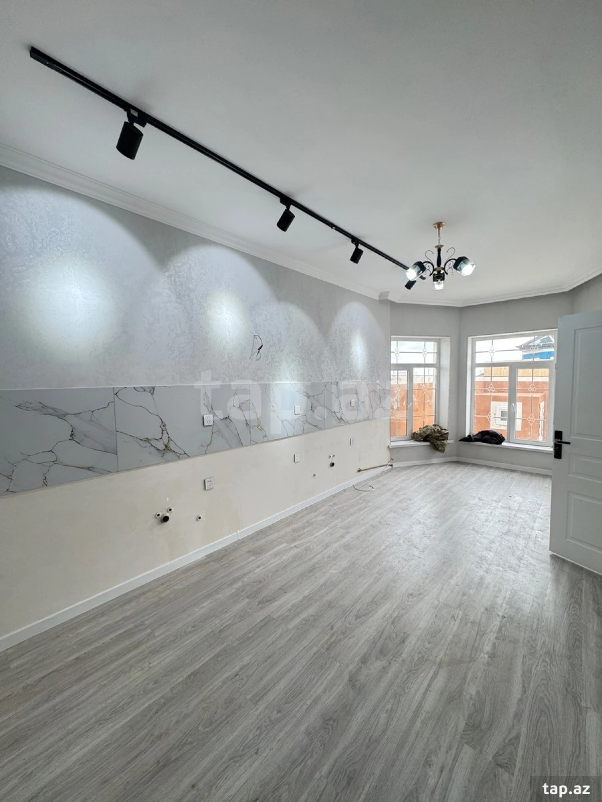 Satılır 3 otaqlı həyət evi