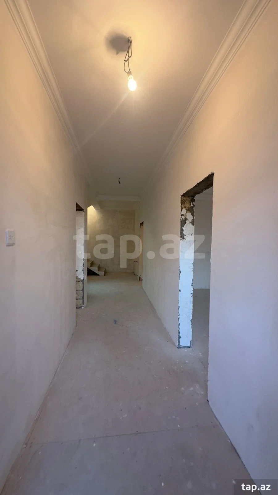 Satılır 5 otaqlı həyət evi