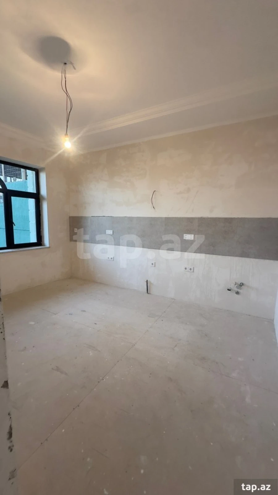 Satılır 5 otaqlı həyət evi