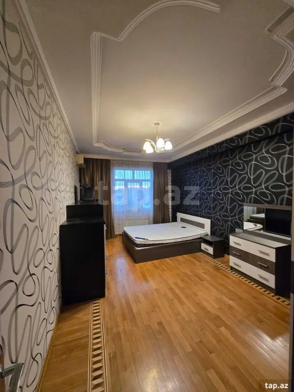 Satılır 3 otaqlı yeni tikili 122 m²