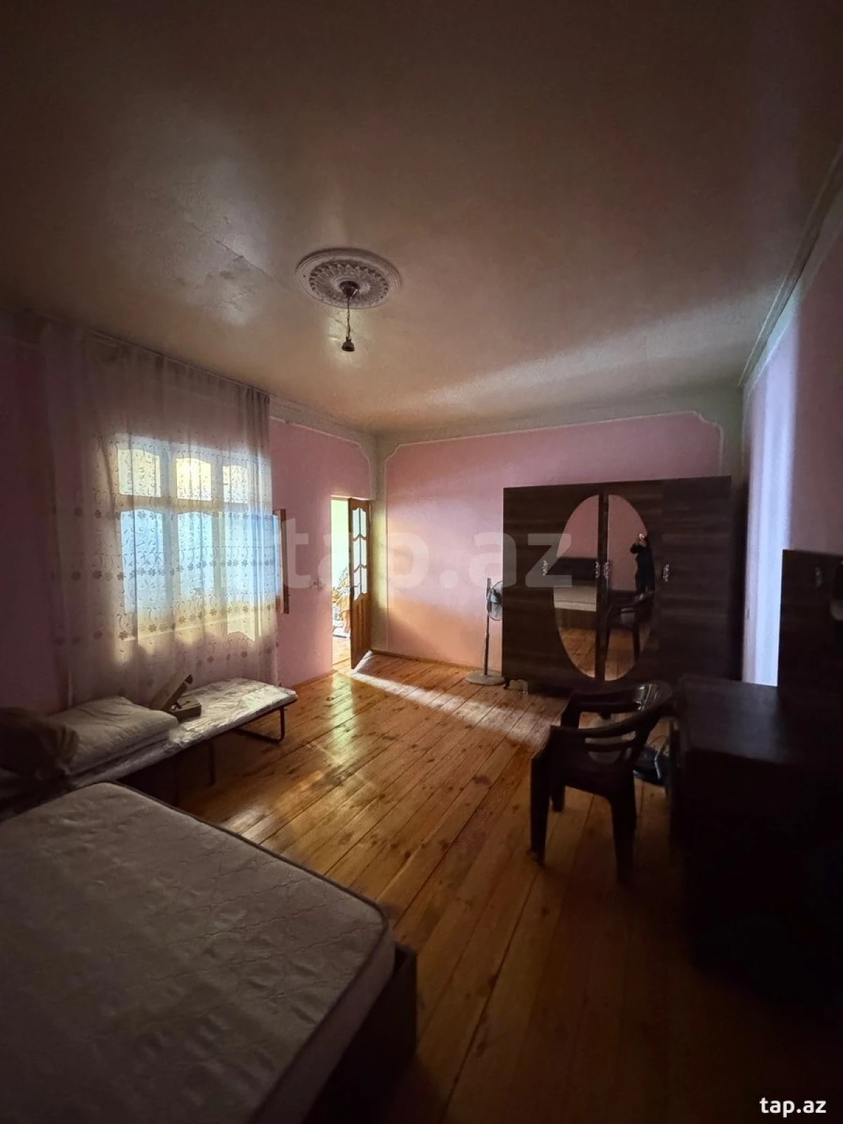 Satılır 4 otaqlı həyət evi