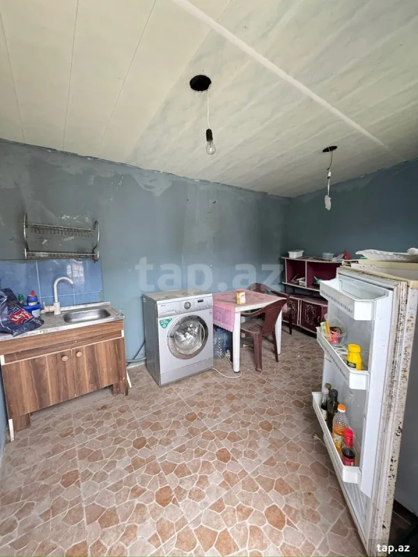 Satılır 4 otaqlı həyət evi