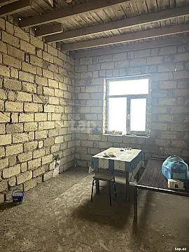 Satılır 5 otaqlı həyət evi