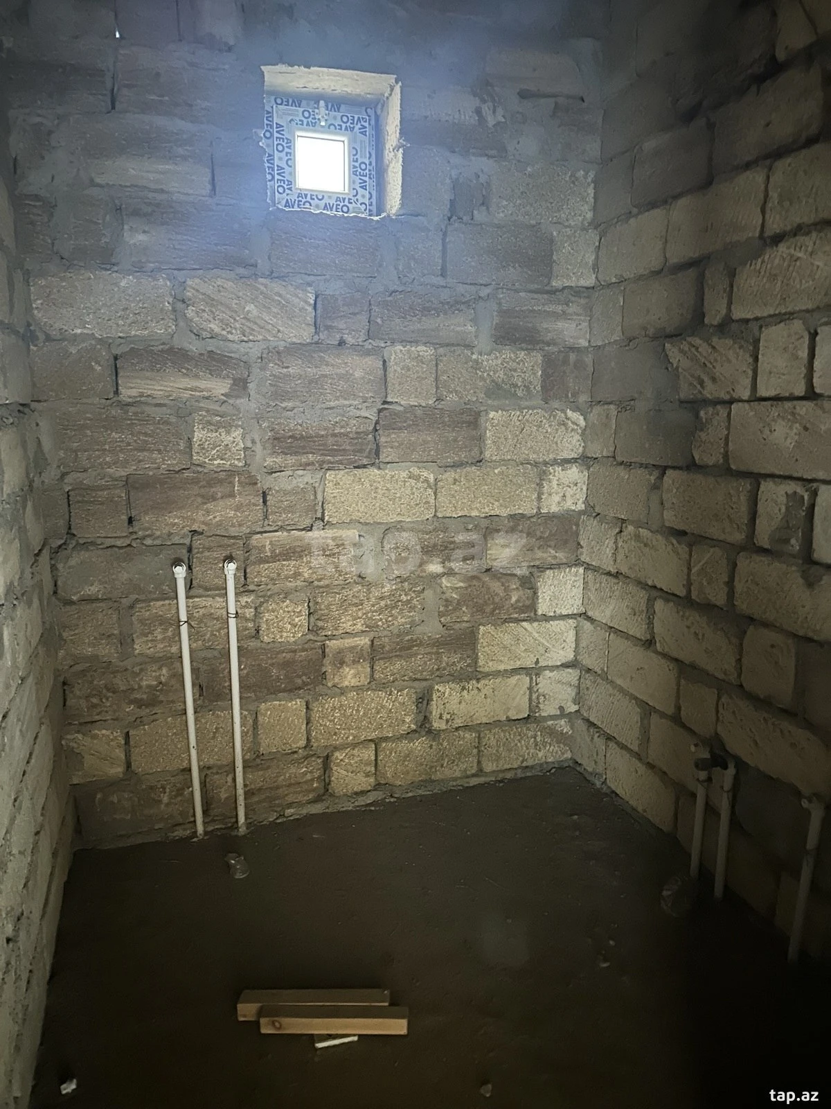 Satılır 5 otaqlı həyət evi