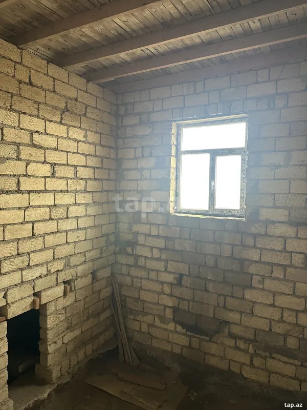 Satılır 5 otaqlı həyət evi