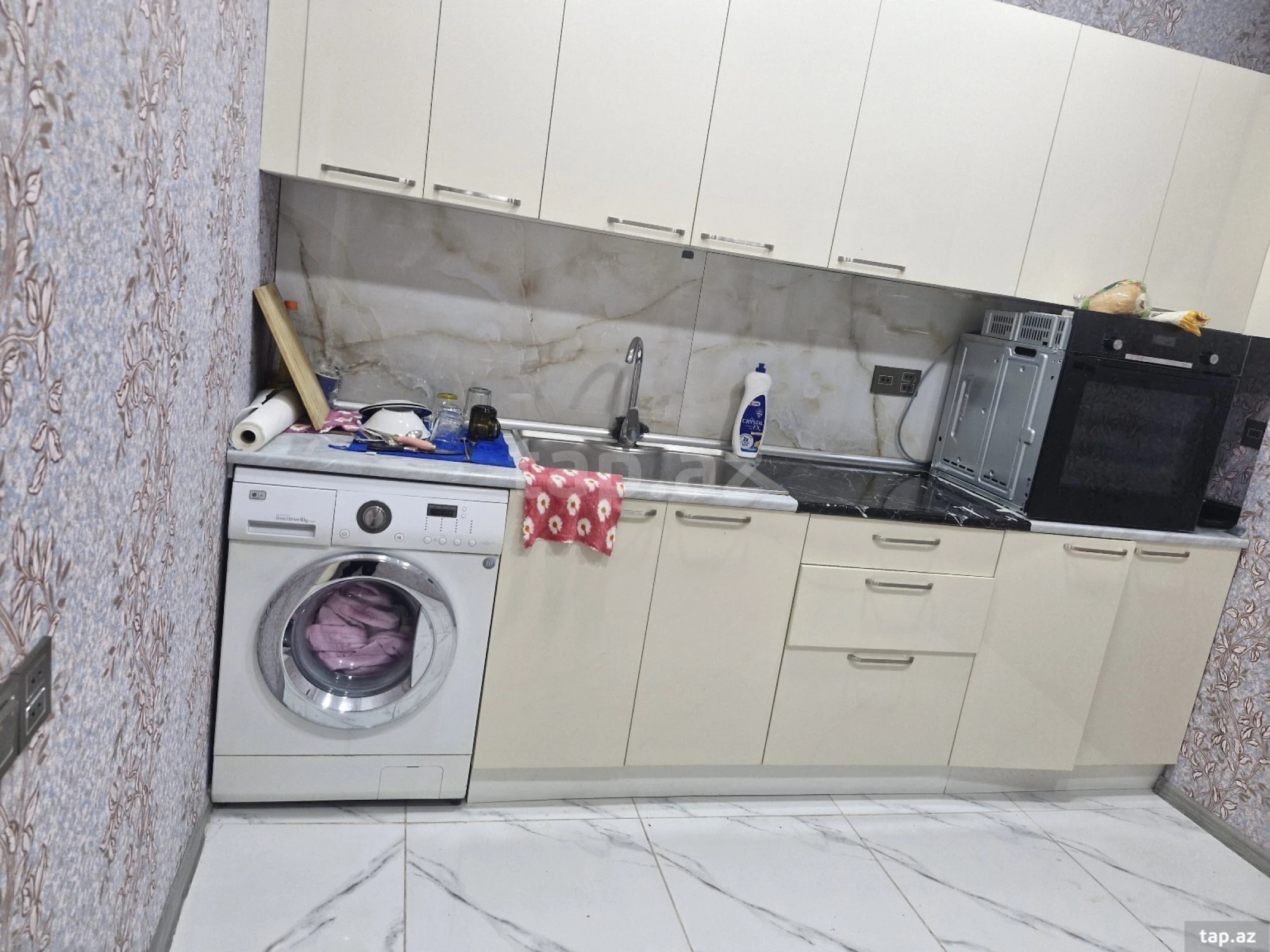 Kirayə verilir 2 otaqlı yeni tikili 75 m²