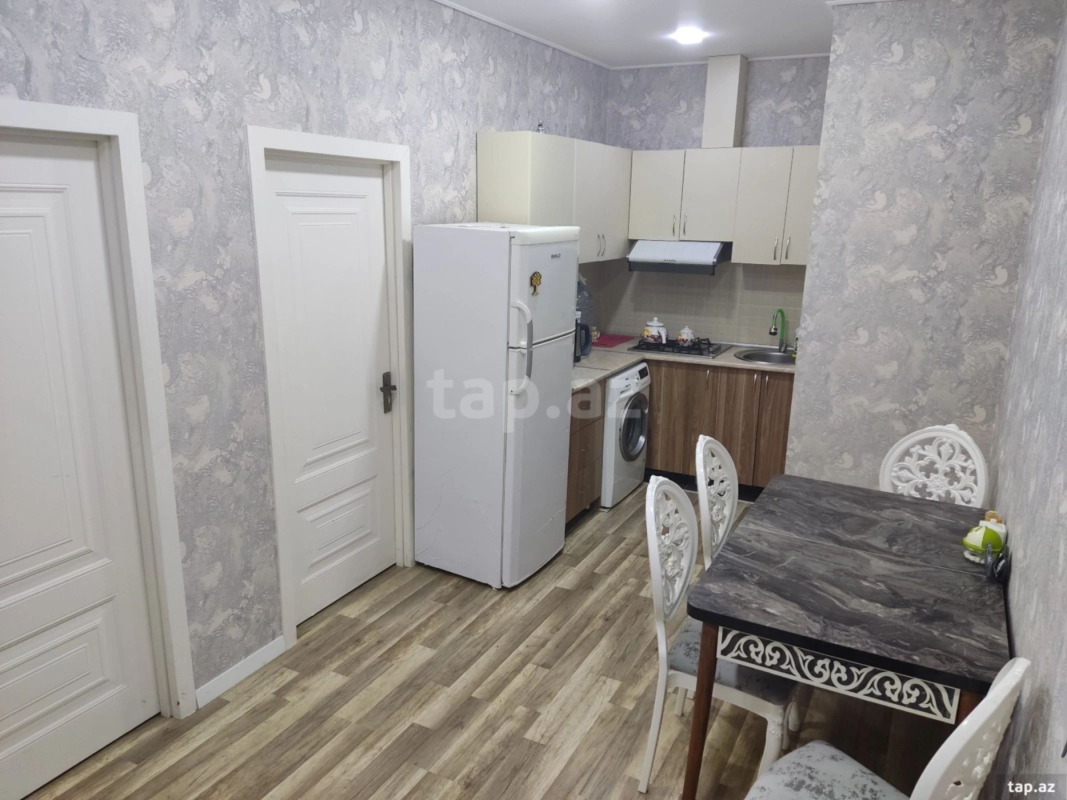 Satılır 2 otaqlı mənzil 45 m²