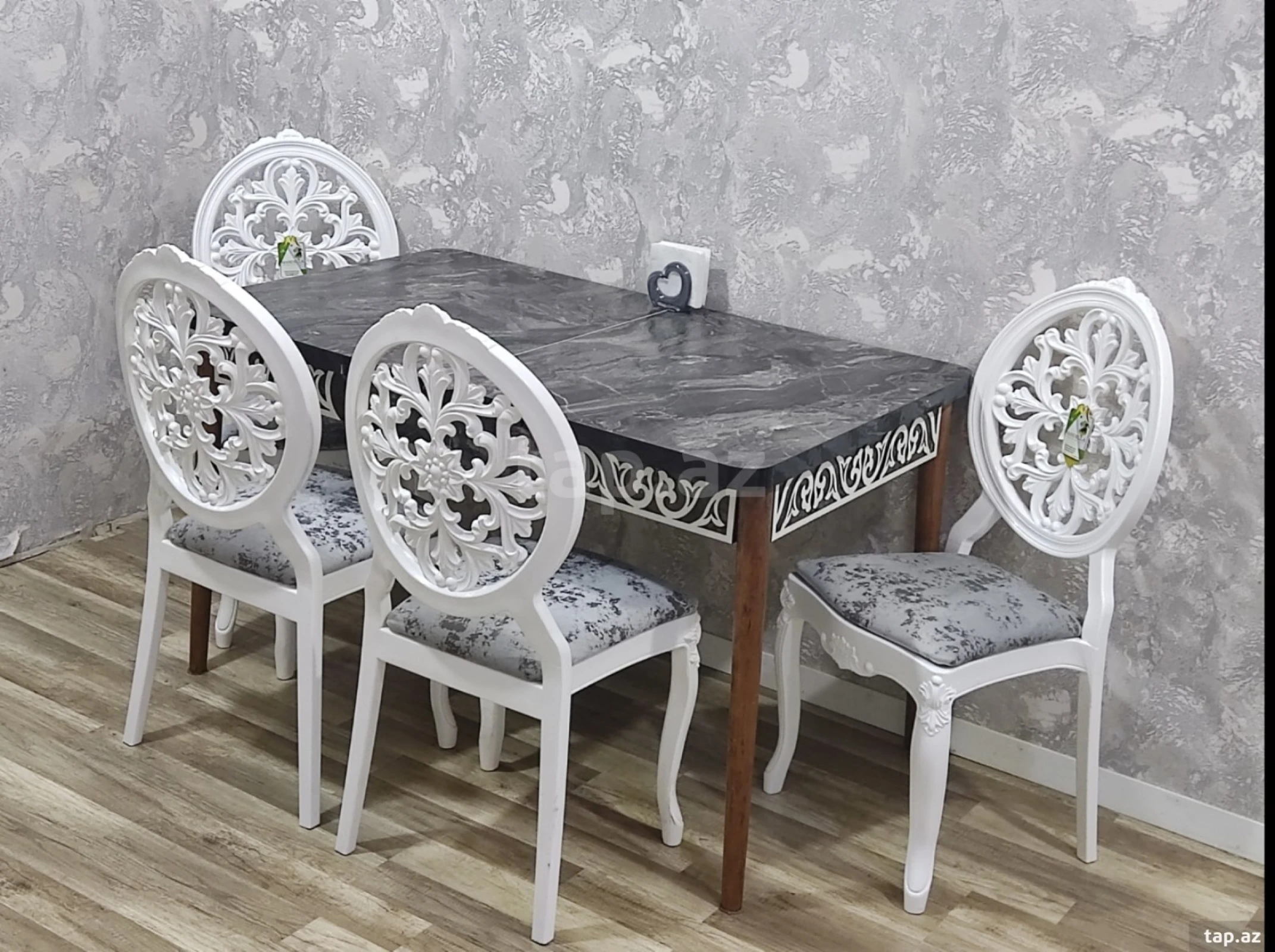 Satılır 2 otaqlı mənzil 45 m²