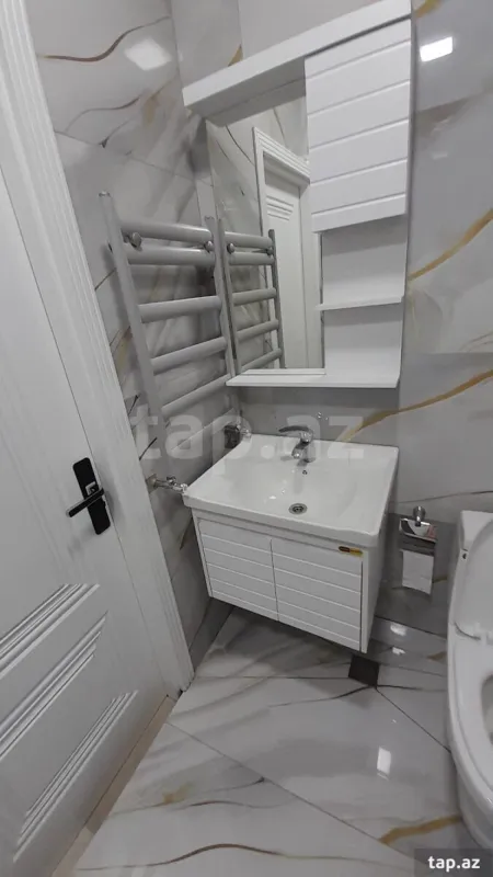 Kirayə verilir 2 otaqlı yeni tikili 55 m²