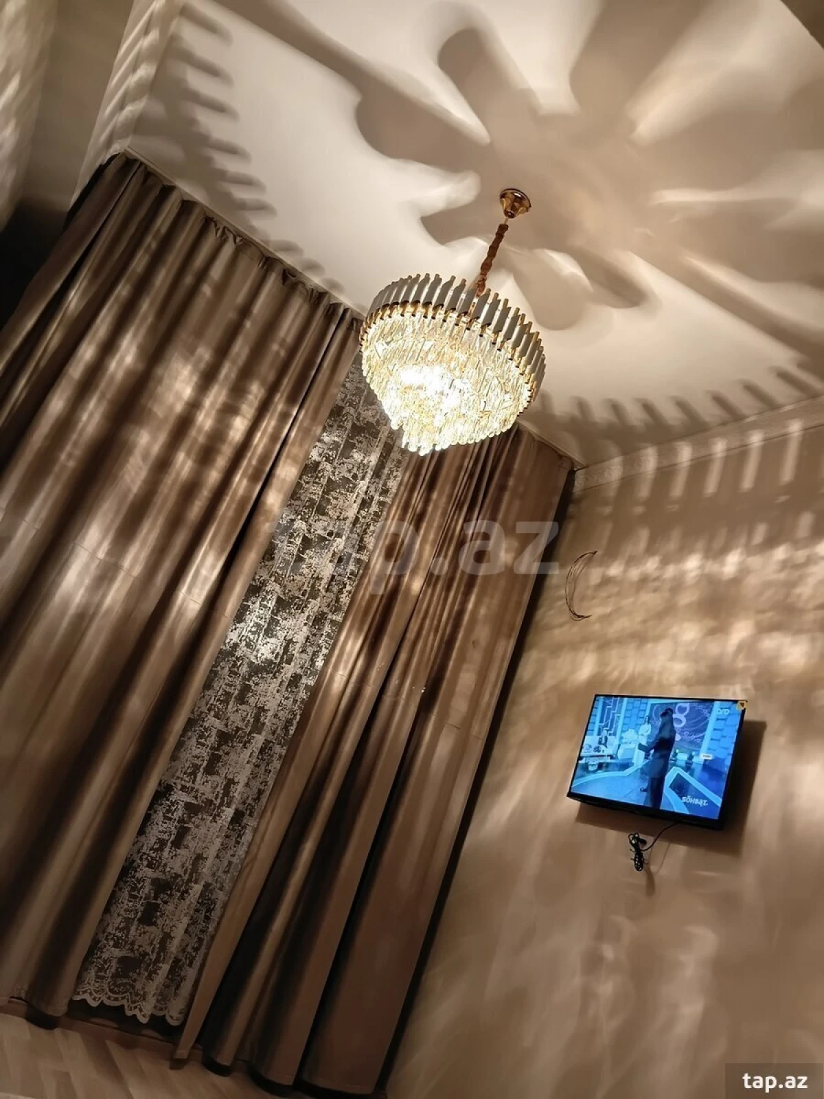 Kirayə verilir 2 otaqlı yeni tikili 55 m²