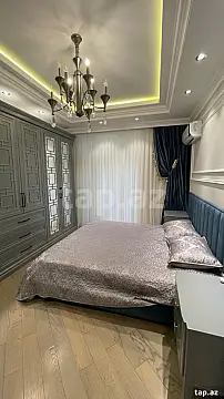 Satılır 4 otaqlı yeni tikili 140 m²