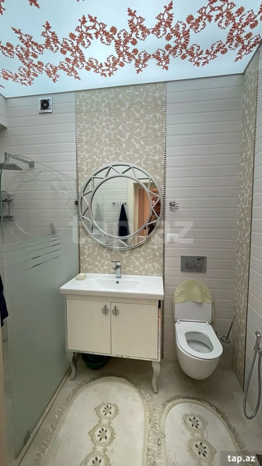 Satılır 4 otaqlı yeni tikili 140 m²