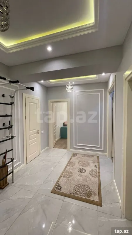 Satılır 4 otaqlı yeni tikili 140 m²