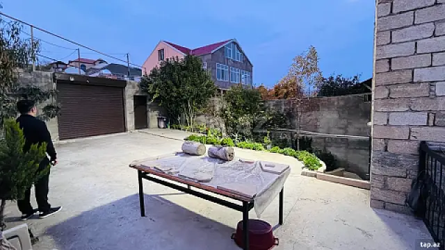 Satılır 7 otaqlı həyət evi