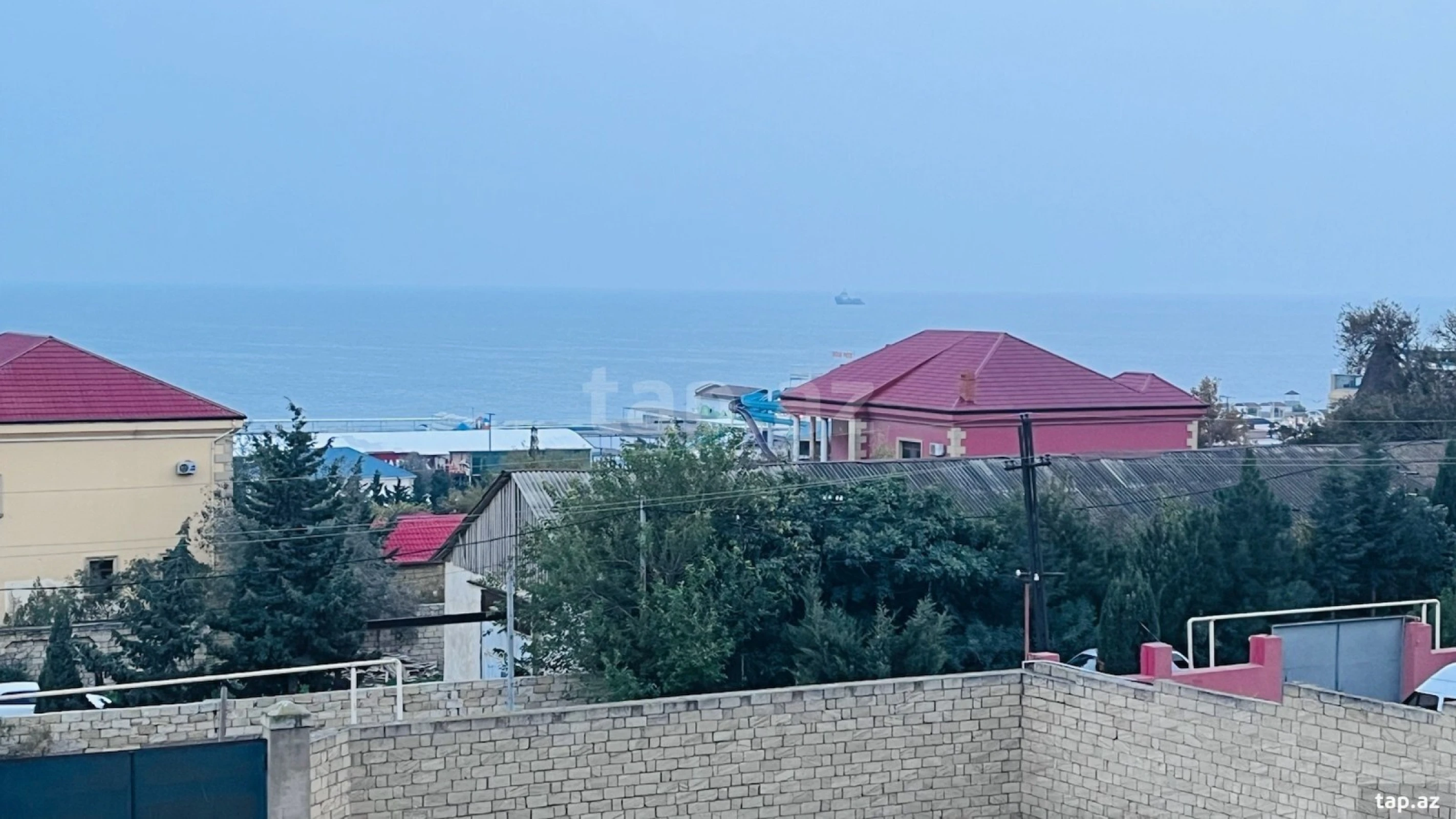 Satılır 7 otaqlı həyət evi