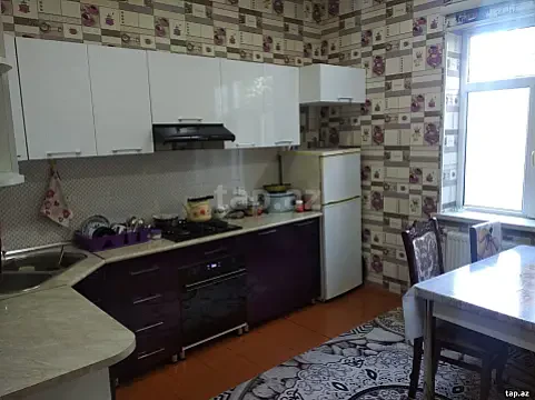 Satılır 3 otaqlı həyət evi 130 m² — Bakı 3 otaq 130.00 m²
