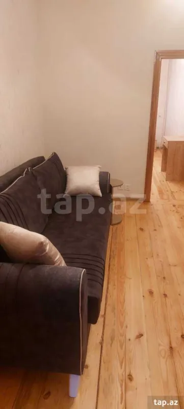 Kirayə verilir 2 otaqlı mənzil 50 m²