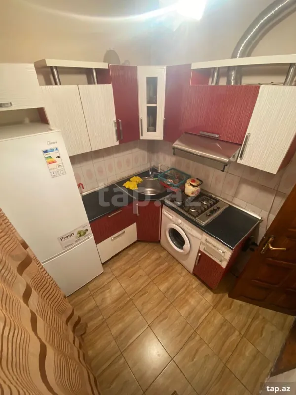 Kirayə verilir 2 otaqlı mənzil 50 m²