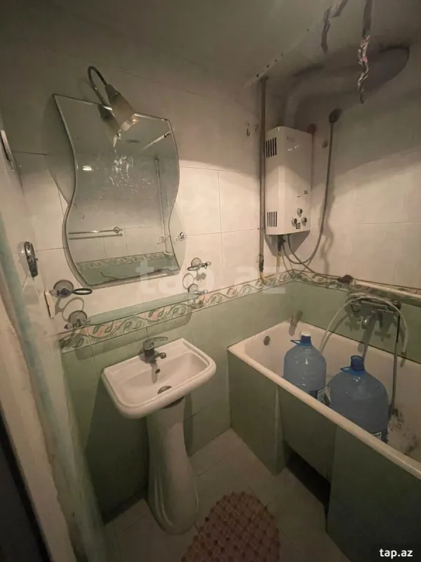 Kirayə verilir 2 otaqlı mənzil 50 m²