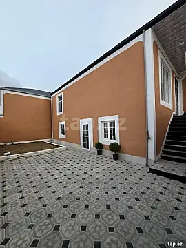 Satılır 6 otaqlı həyət evi