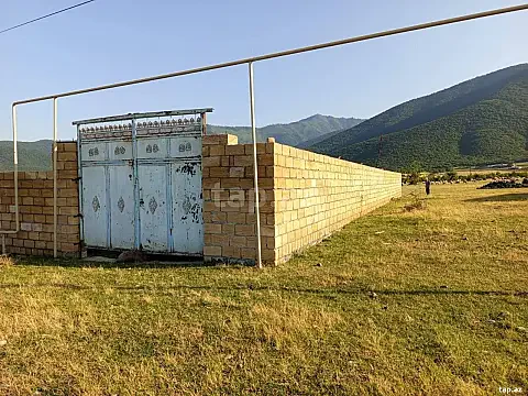 Satılır torpaq sahəsi — Oğuz