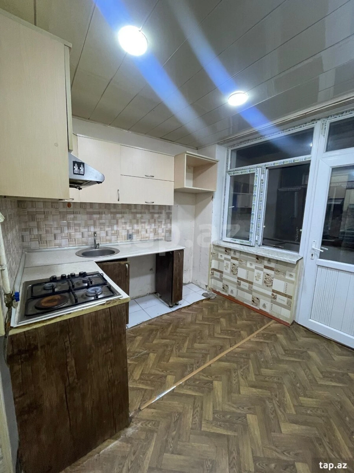 Kirayə verilir 3 otaqlı mənzil 75 m²