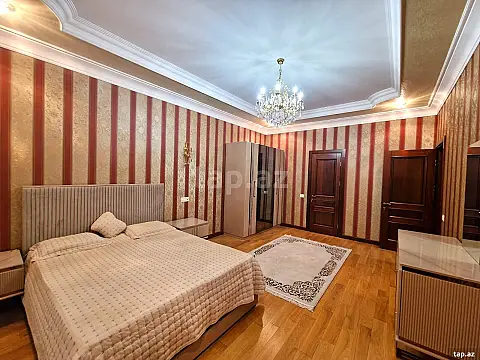 Kirayə verilir 3 otaqlı yeni tikili 160 m²