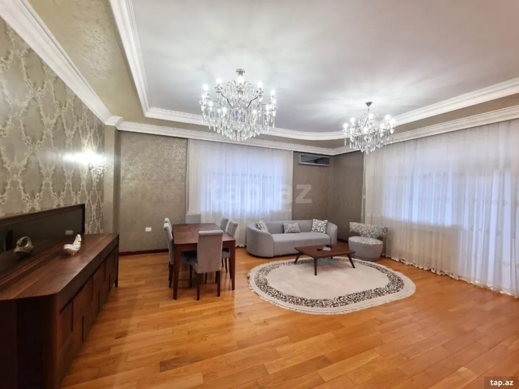 Kirayə verilir 3 otaqlı yeni tikili 160 m²