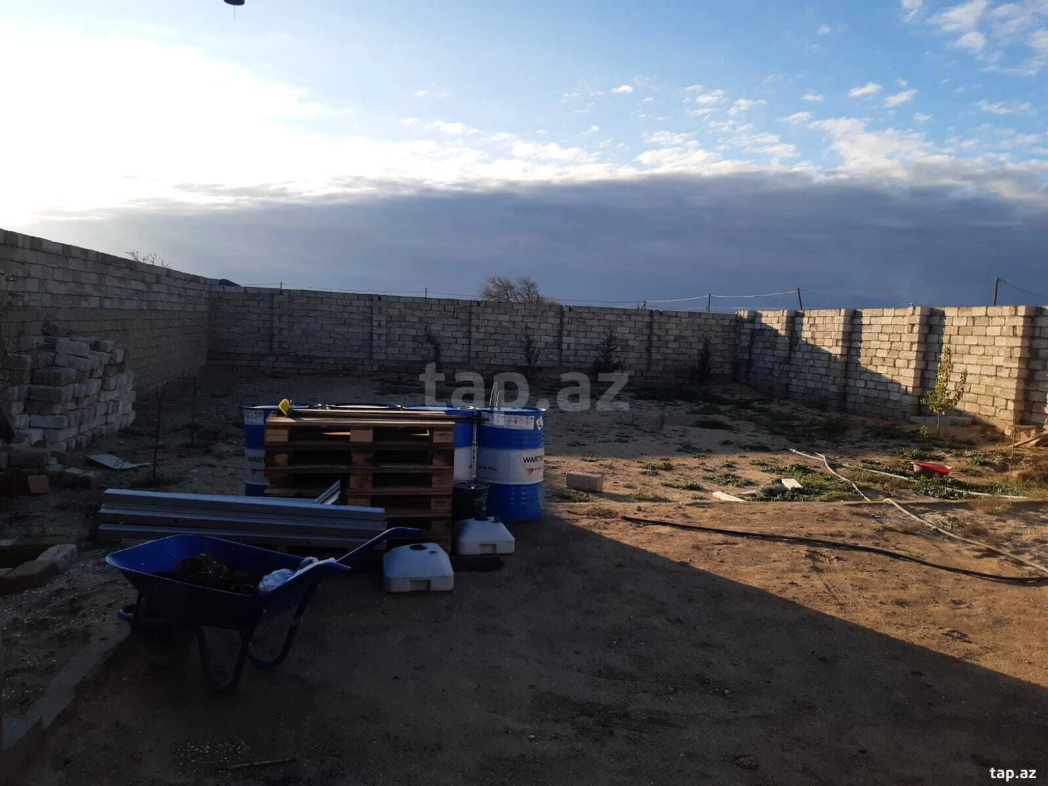 Satılır torpaq sahəsi