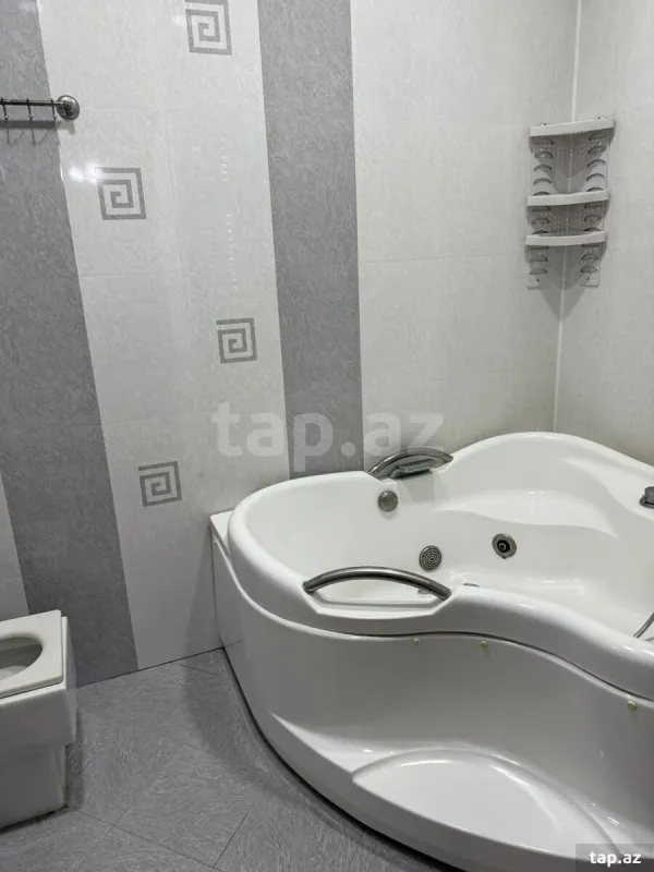 Kirayə verilir 2 otaqlı yeni tikili 105 m²