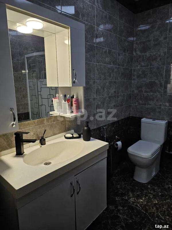 Satılır 3 otaqlı həyət evi