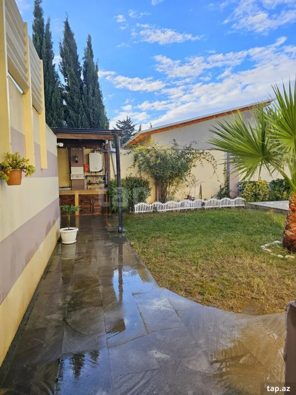 Satılır 3 otaqlı həyət evi