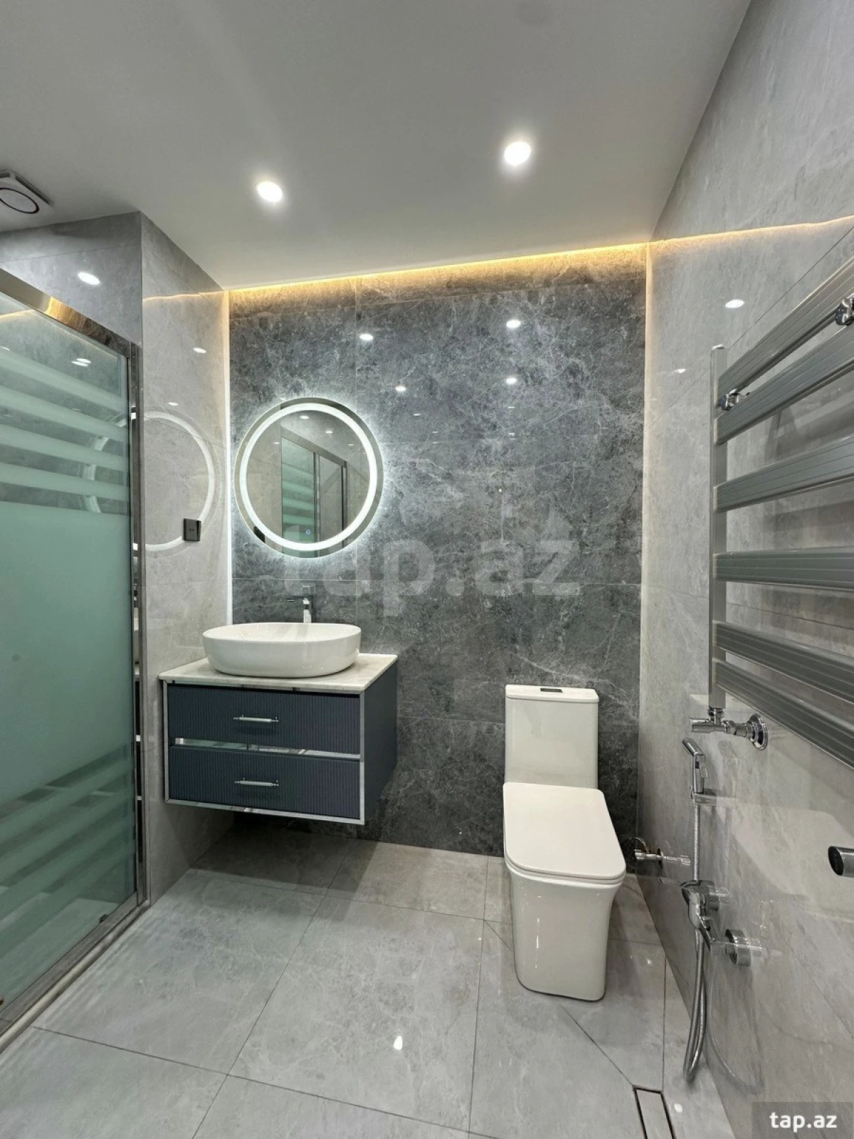 Satılır 3 otaqlı yeni tikili 80 m²