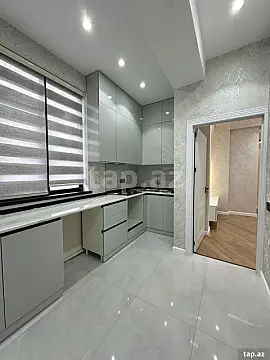 Satılır 3 otaqlı yeni tikili 80 m²