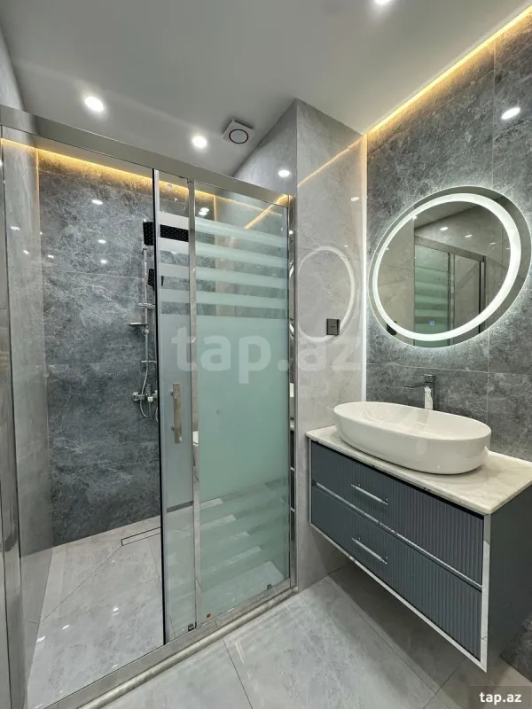 Satılır 3 otaqlı yeni tikili 80 m²